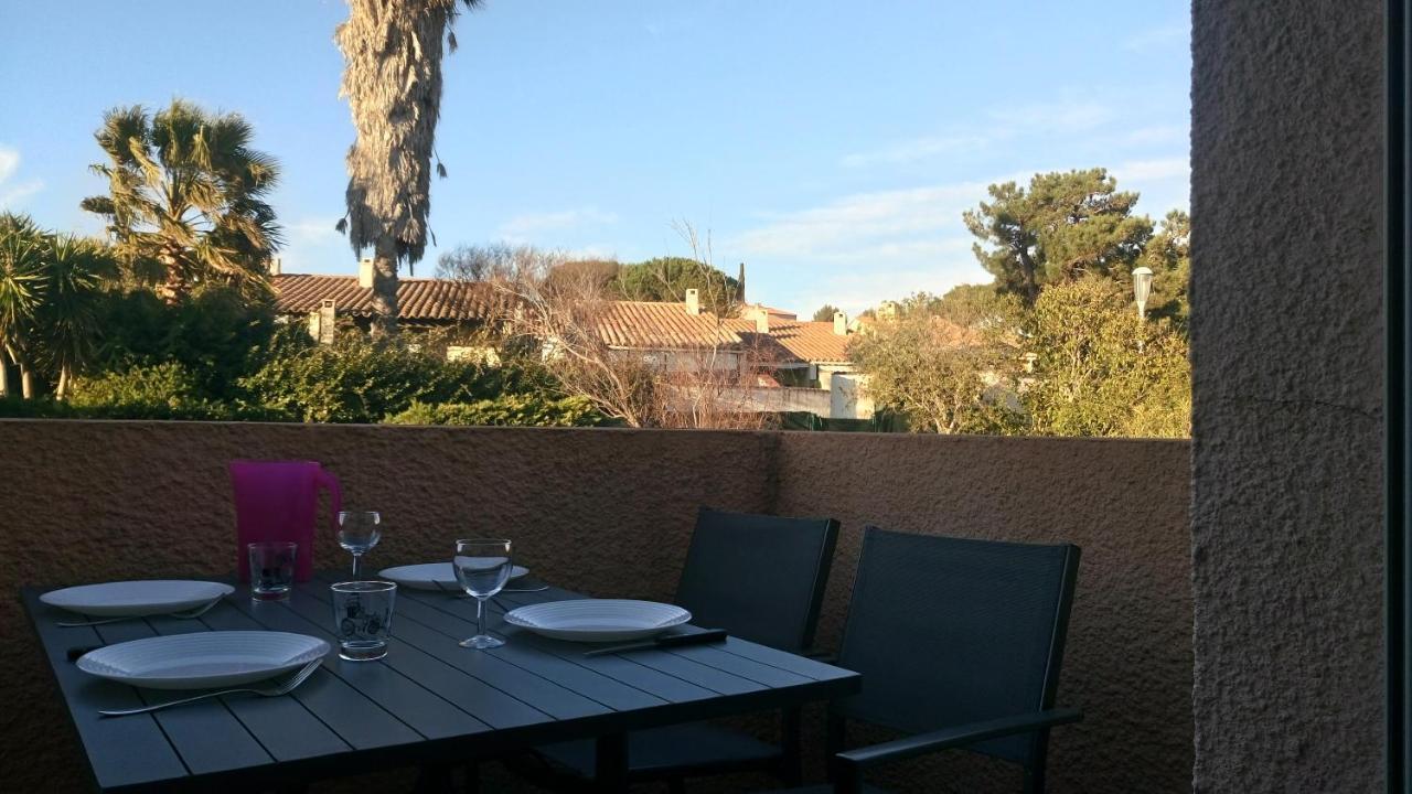 Les Locations de Lara II - T2 lit double&clic-clac Balcon Piscine Parking privatif Agde Extérieur photo