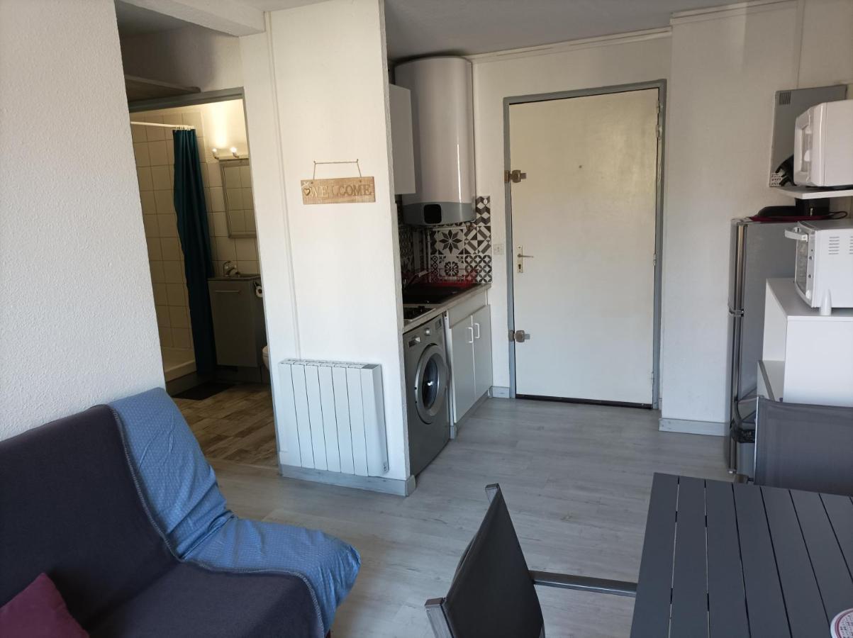 Les Locations de Lara II - T2 lit double&clic-clac Balcon Piscine Parking privatif Agde Extérieur photo