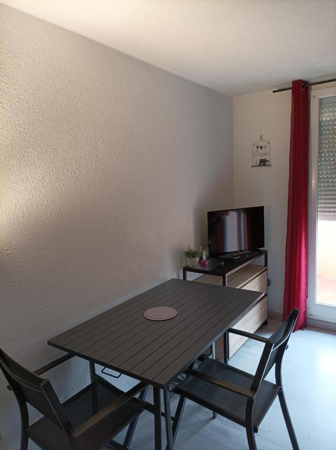 Les Locations de Lara II - T2 lit double&clic-clac Balcon Piscine Parking privatif Agde Extérieur photo