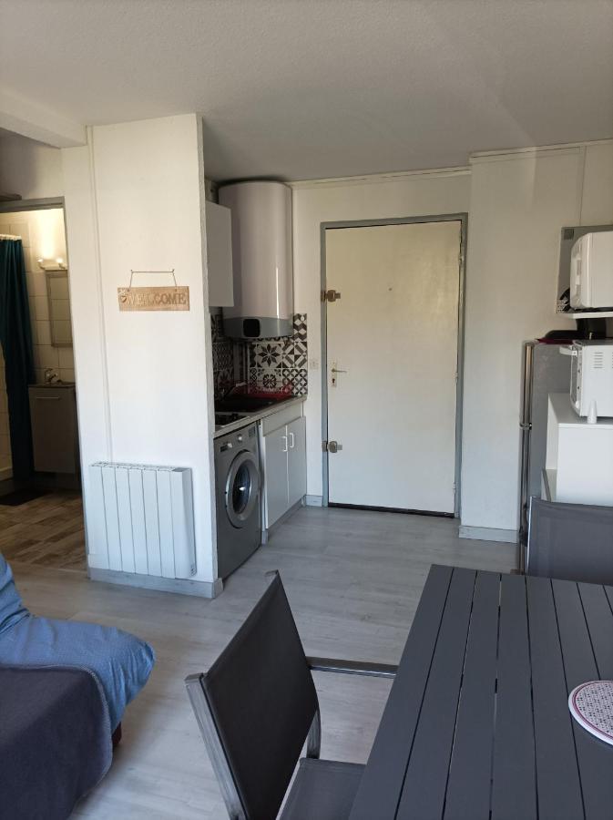 Les Locations de Lara II - T2 lit double&clic-clac Balcon Piscine Parking privatif Agde Extérieur photo