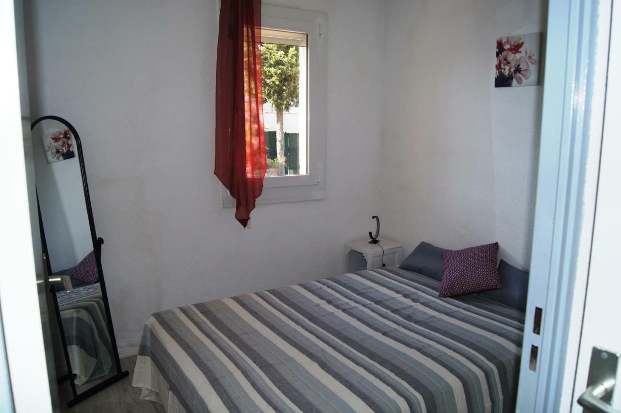 Les Locations de Lara II - T2 lit double&clic-clac Balcon Piscine Parking privatif Agde Extérieur photo